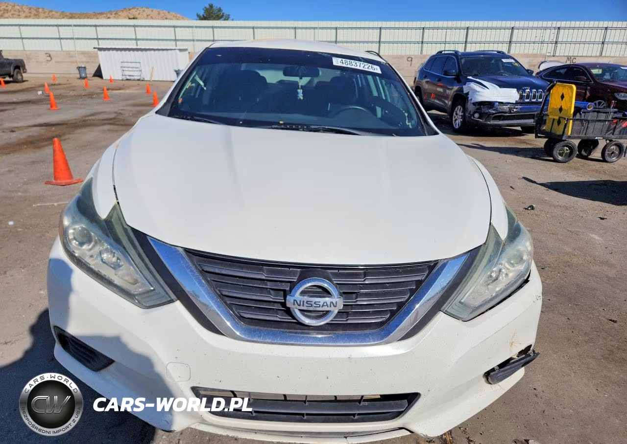 2017 Nissan Altima 2.5 S VIN:1N4AL3AP7HN325211 - 5