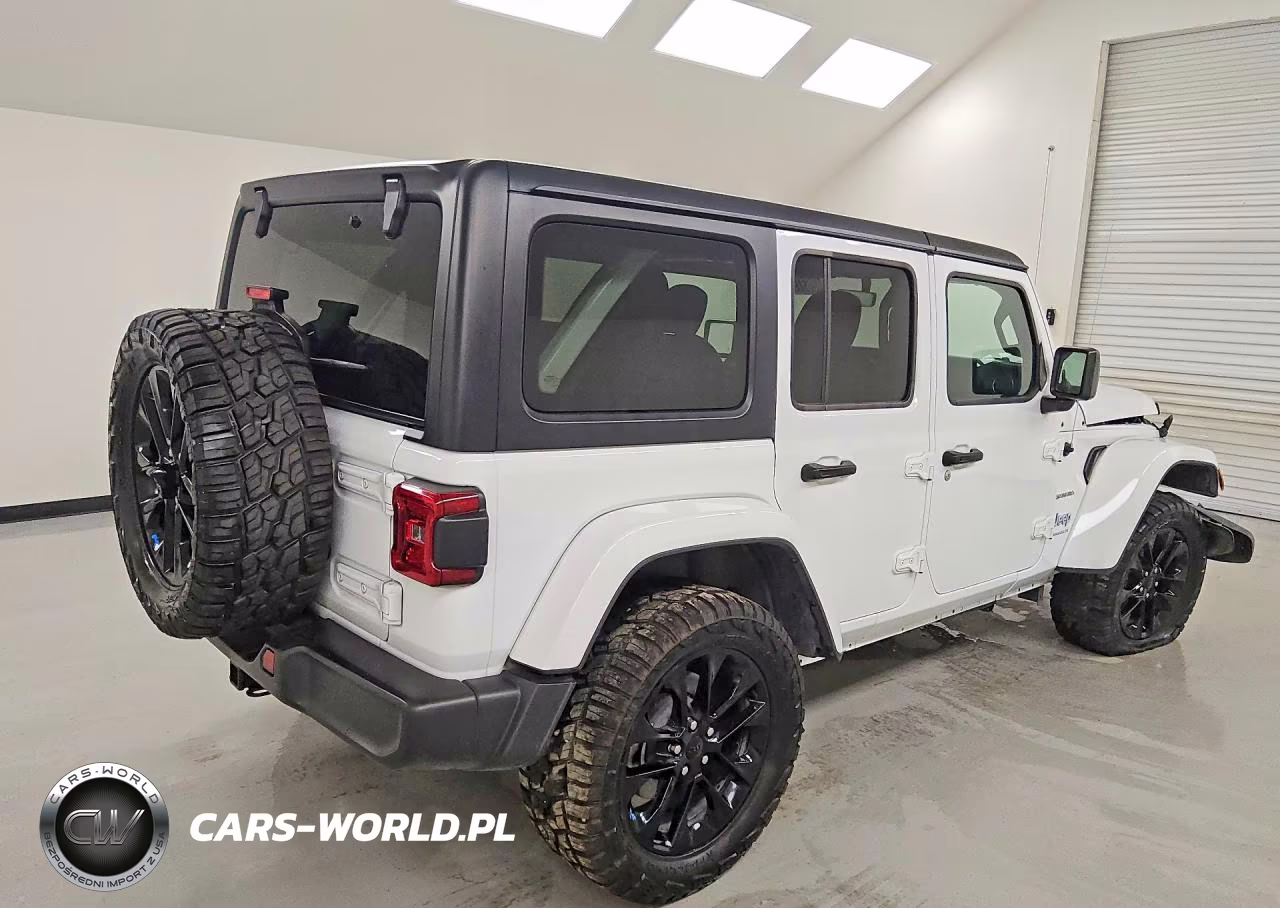 2023 Jeep Wrangler Sahara 4Xe VIN:1C4JJXP66PW703663 - 3