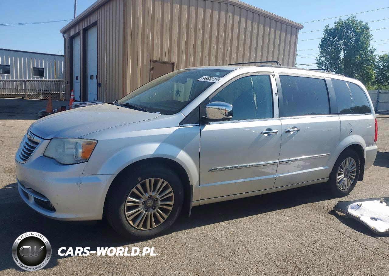 2011 Chrysler Town And Country Touring-L