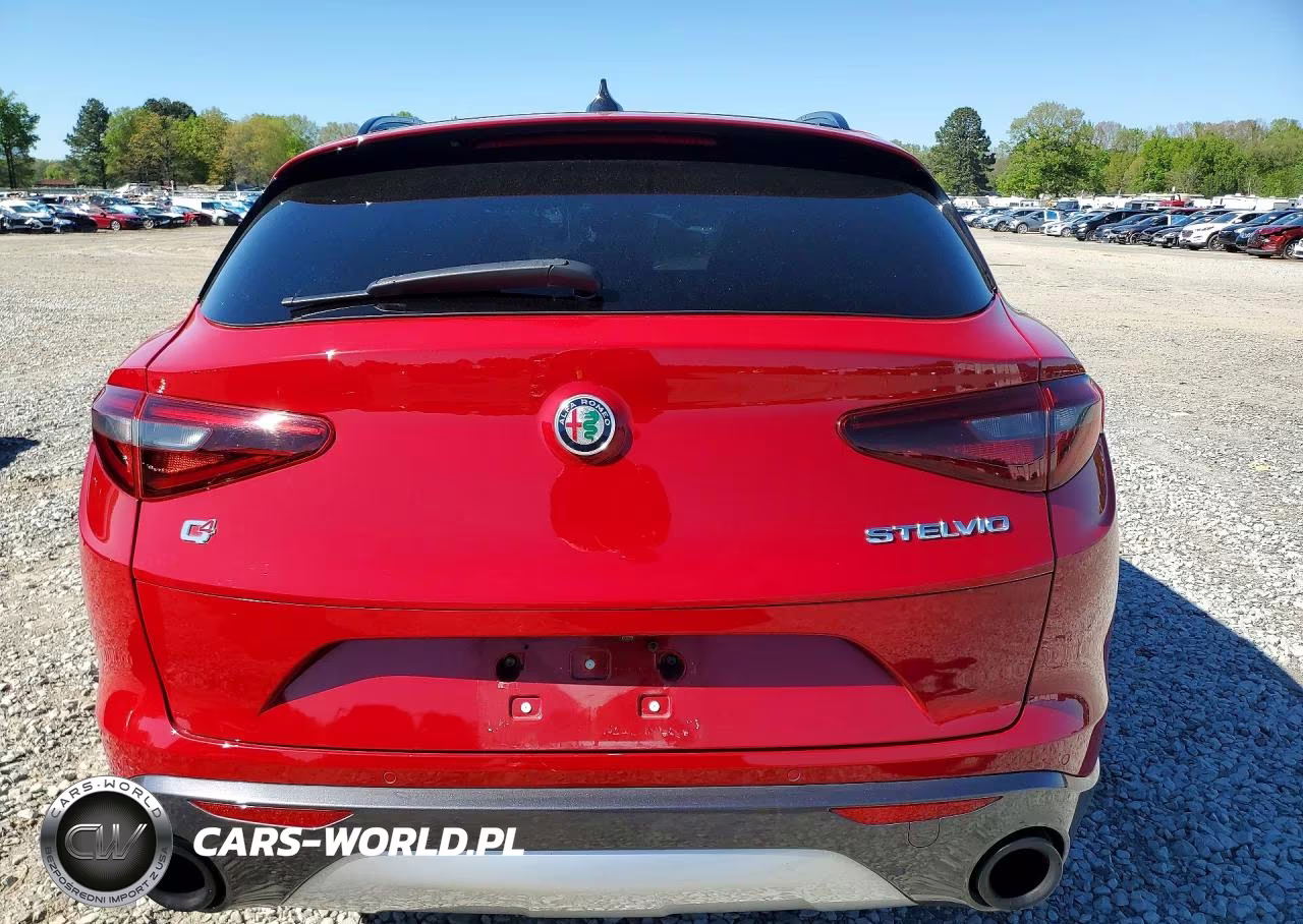 2022 Alfa Romeo Stelvio Ti VIN:ZASPAKBN7N7D47332 - 6