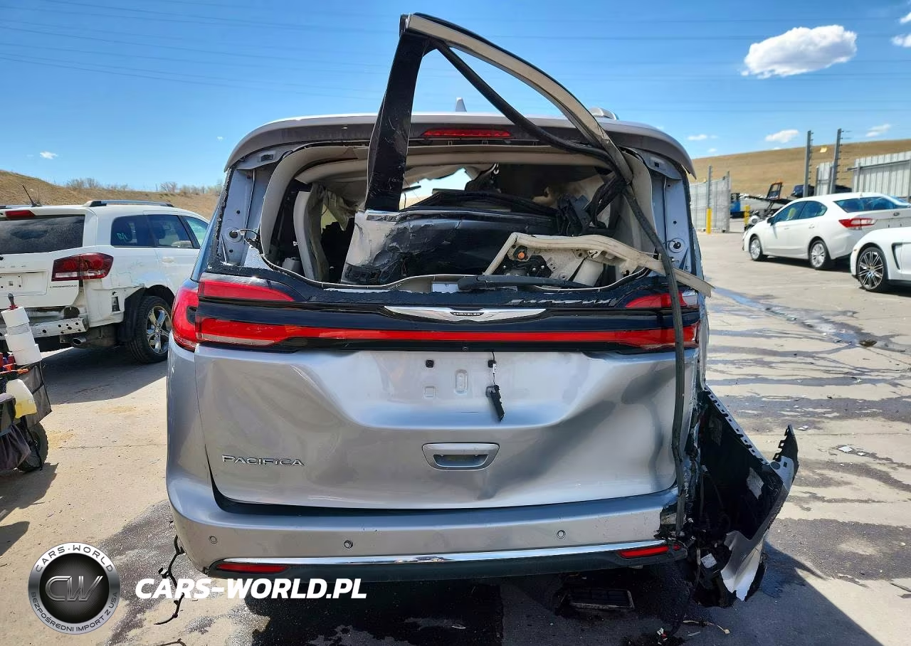 2021 Chrysler Pacifica Touring L VIN:2C4RC1BG5MR532984 - 6