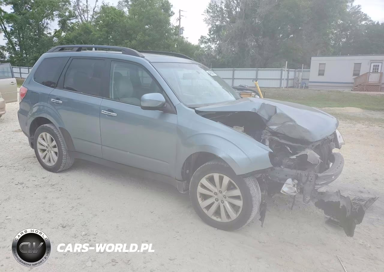 2011 Subaru Forester 2.5X Premium VIN:JF2SHADC1BH721493 - 4
