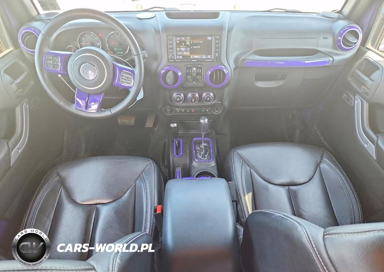 2018 Jeep Wrangler Unlimited Sahara VIN:1C4BJWEG7JL816833 - 8