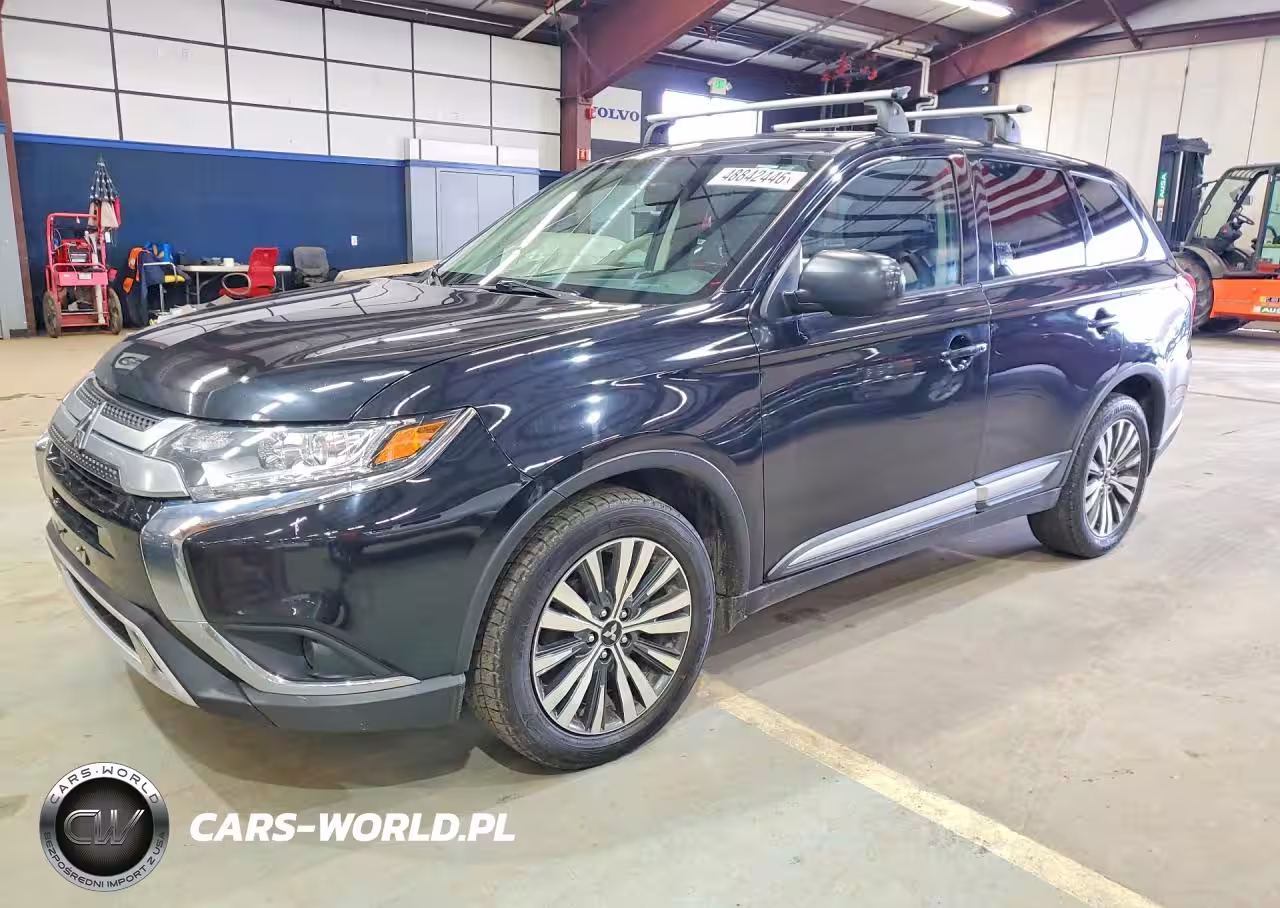 2020 Mitsubishi Outlander Se