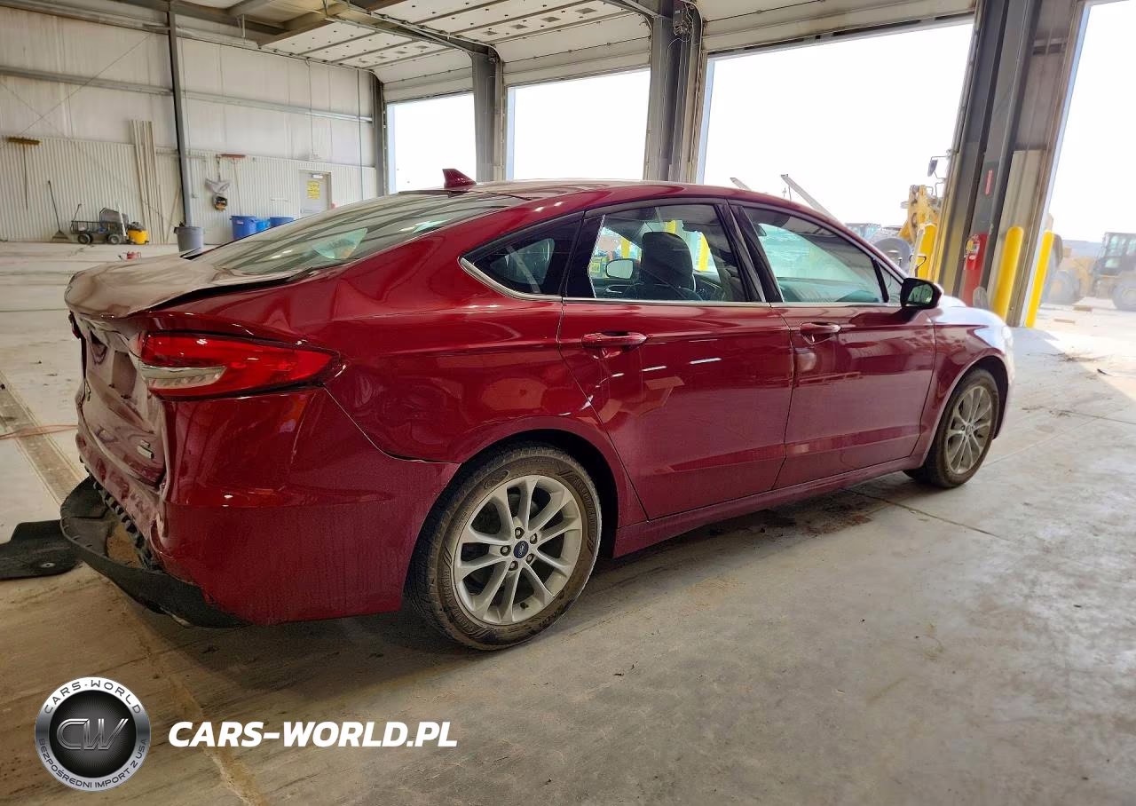 2019 Ford Fusion Se VIN:3FA6P0HD4KR133673 - 3