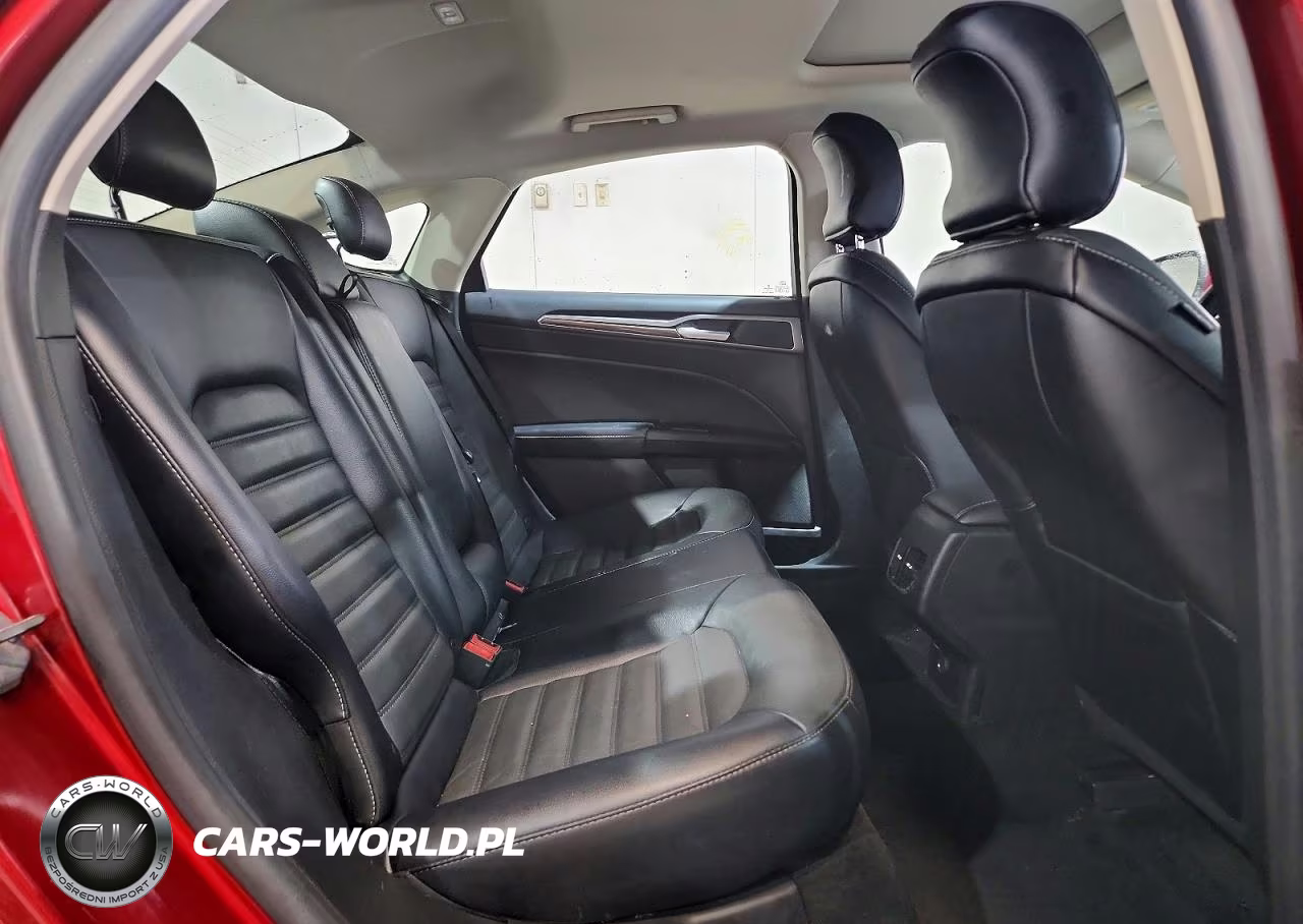 2018 Ford Fusion Se VIN:3FA6P0HDXJR256473 - 10