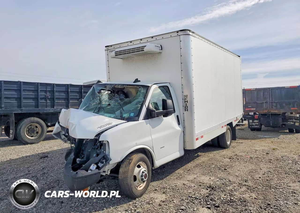 2024 GMC Savana Refrigerated Box Truck