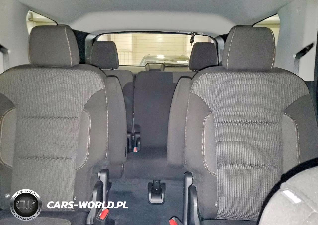 2019 Chevrolet Traverse Lt VIN:1GNEVGKWXKJ150431 - 10