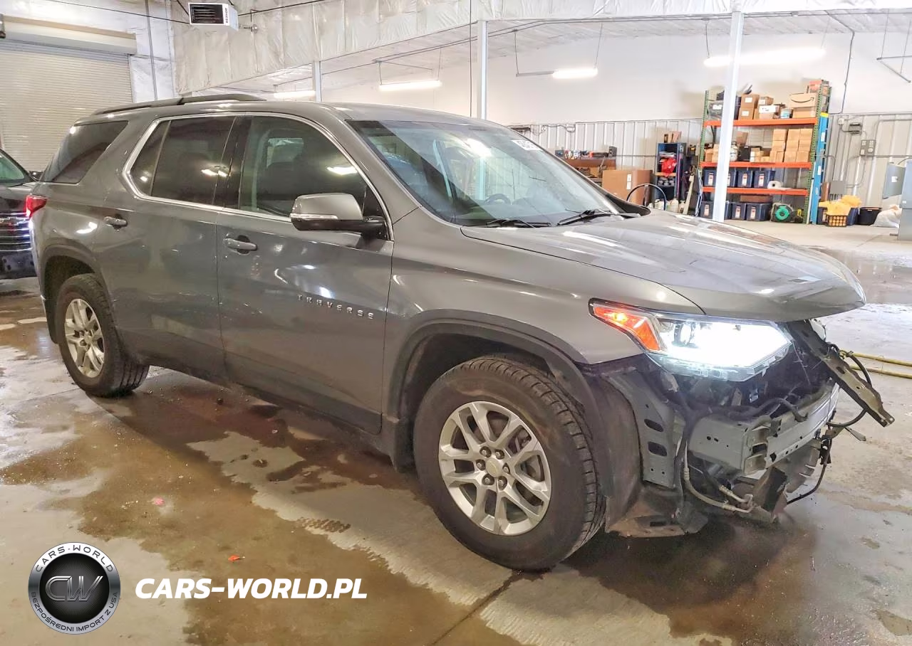 2019 Chevrolet Traverse Lt VIN:1GNEVGKWXKJ150431 - 4