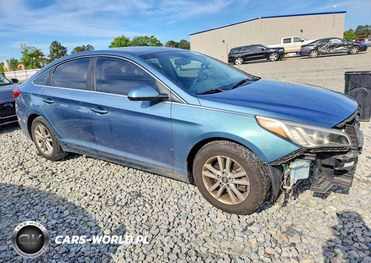 2016 Hyundai Sonata Se VIN:5NPE24AF1GH347974 - 4