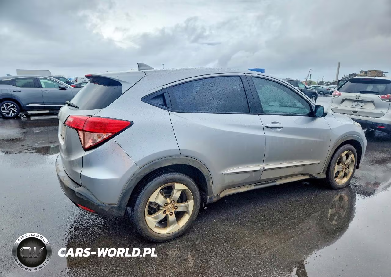2017 Honda Hr-V Lx VIN:3CZRU5H30HM713796 - 3