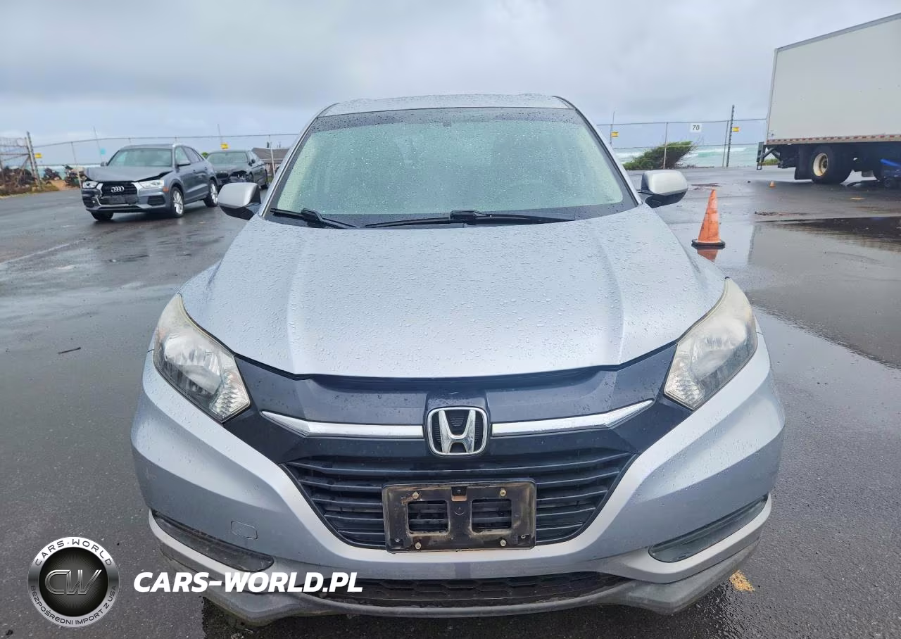 2017 Honda Hr-V Lx VIN:3CZRU5H30HM713796 - 5
