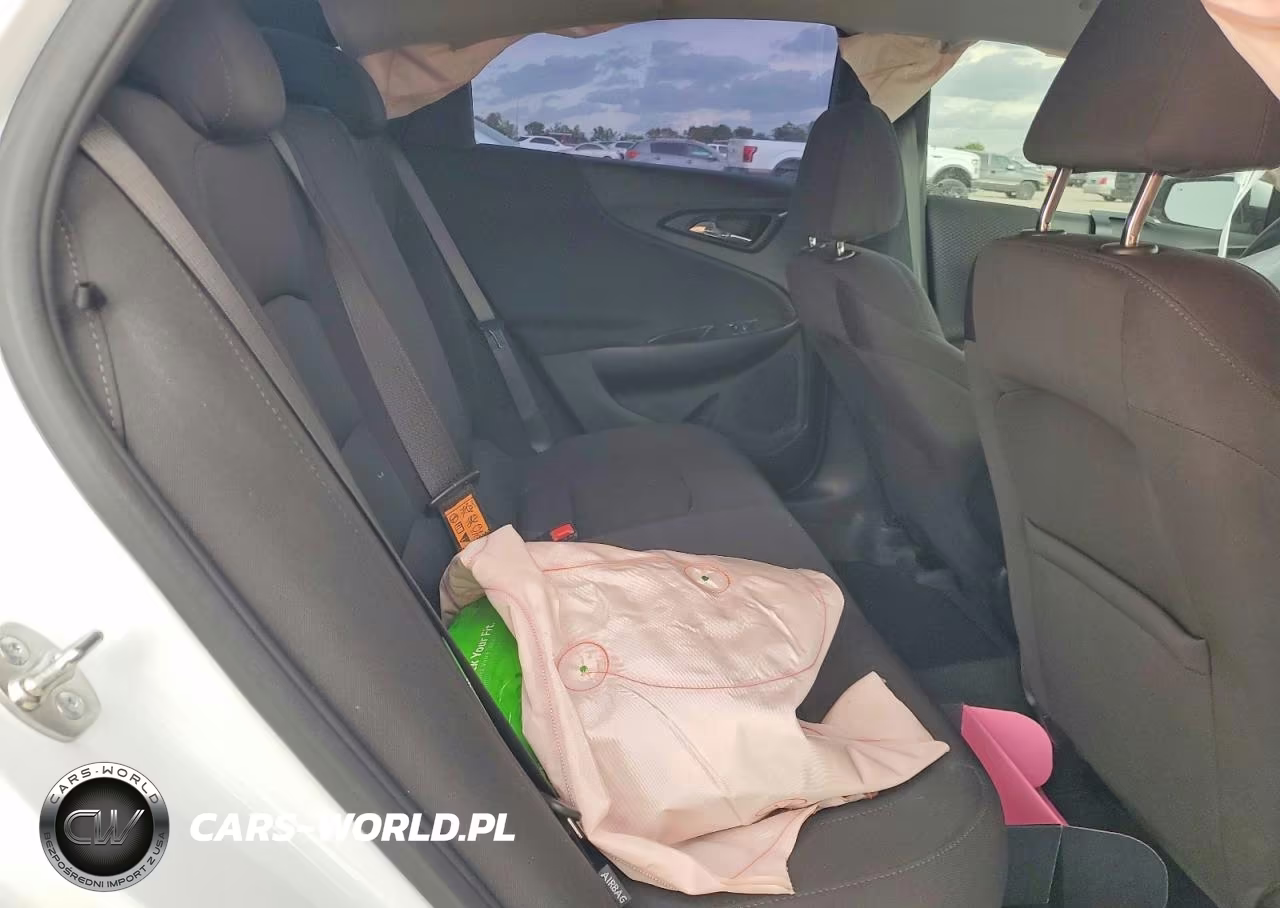 2024 Chevrolet Malibu Ls VIN:1G1ZC5ST7RF198940 - 10