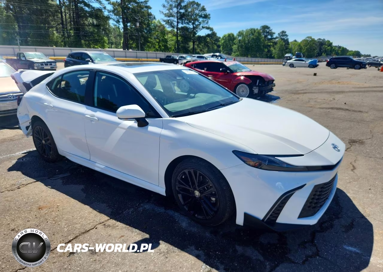 2026 Toyota Camry Se VIN:4T1DAACKXTU677955 - 4
