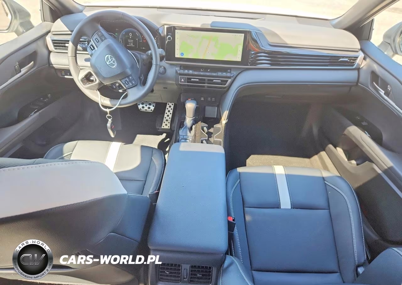 2026 Toyota Camry Se VIN:4T1DAACKXTU677955 - 8