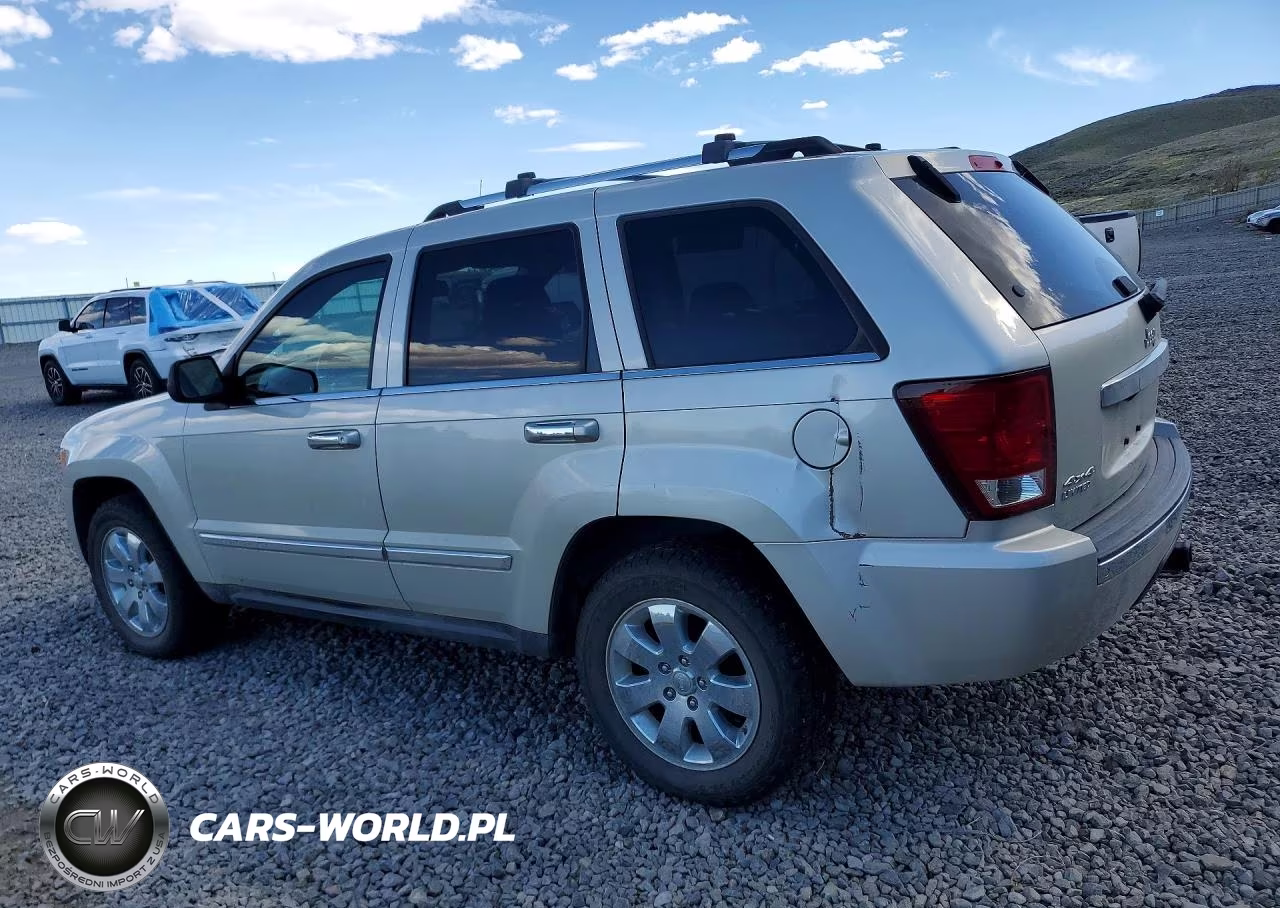 2010 Jeep Grand Cherokee VIN:1J4RR5GT6AC151235 - 2