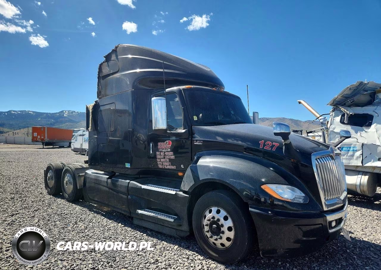 2020 International Lt625