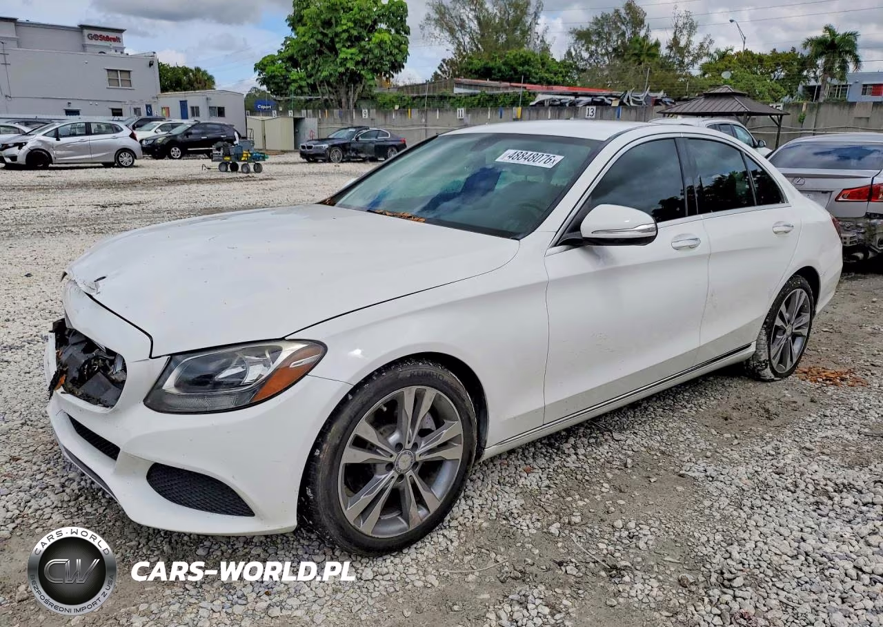 2015 Mercedes-Benz C 300 4Matic