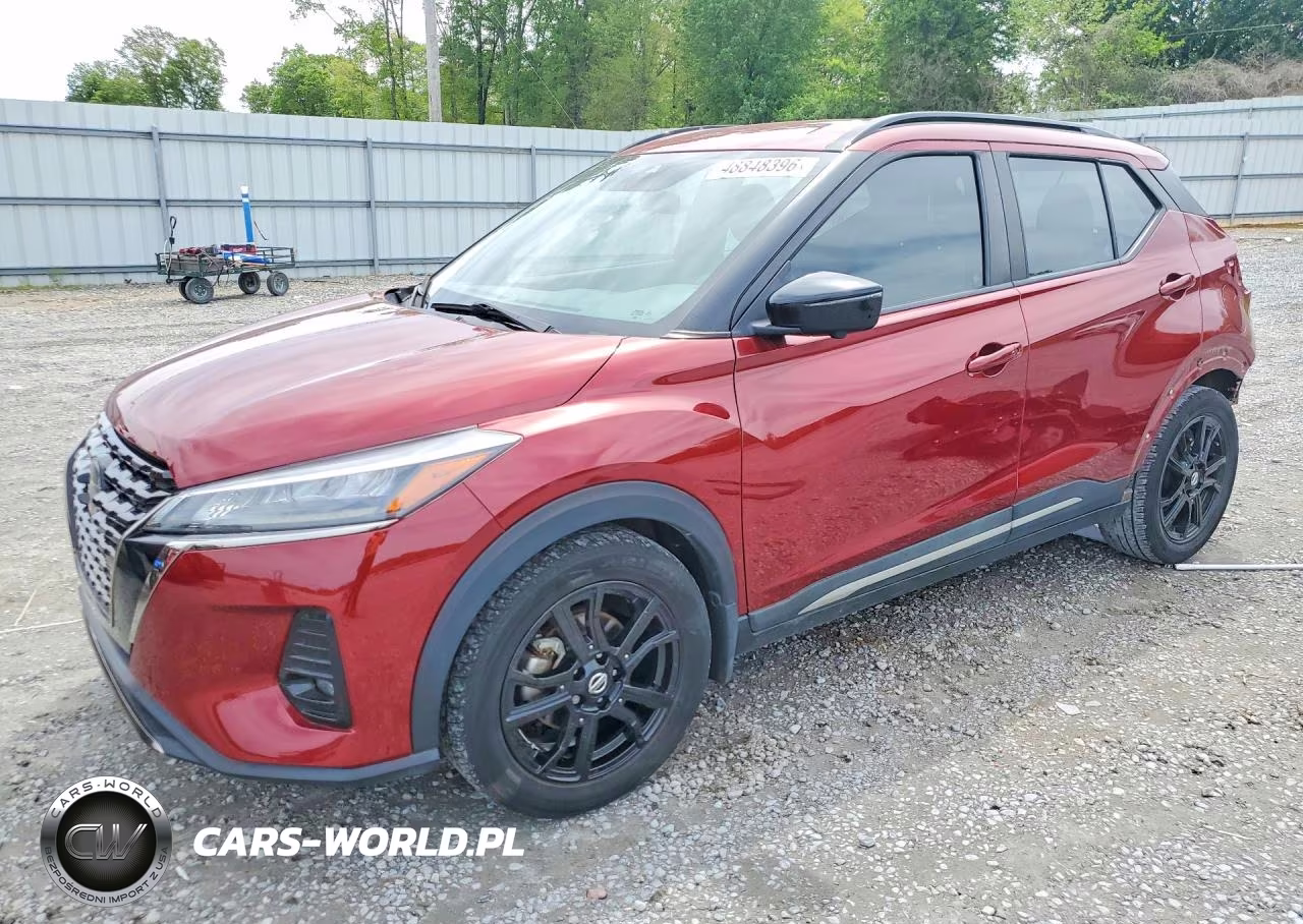 2021 Nissan Kicks Sr