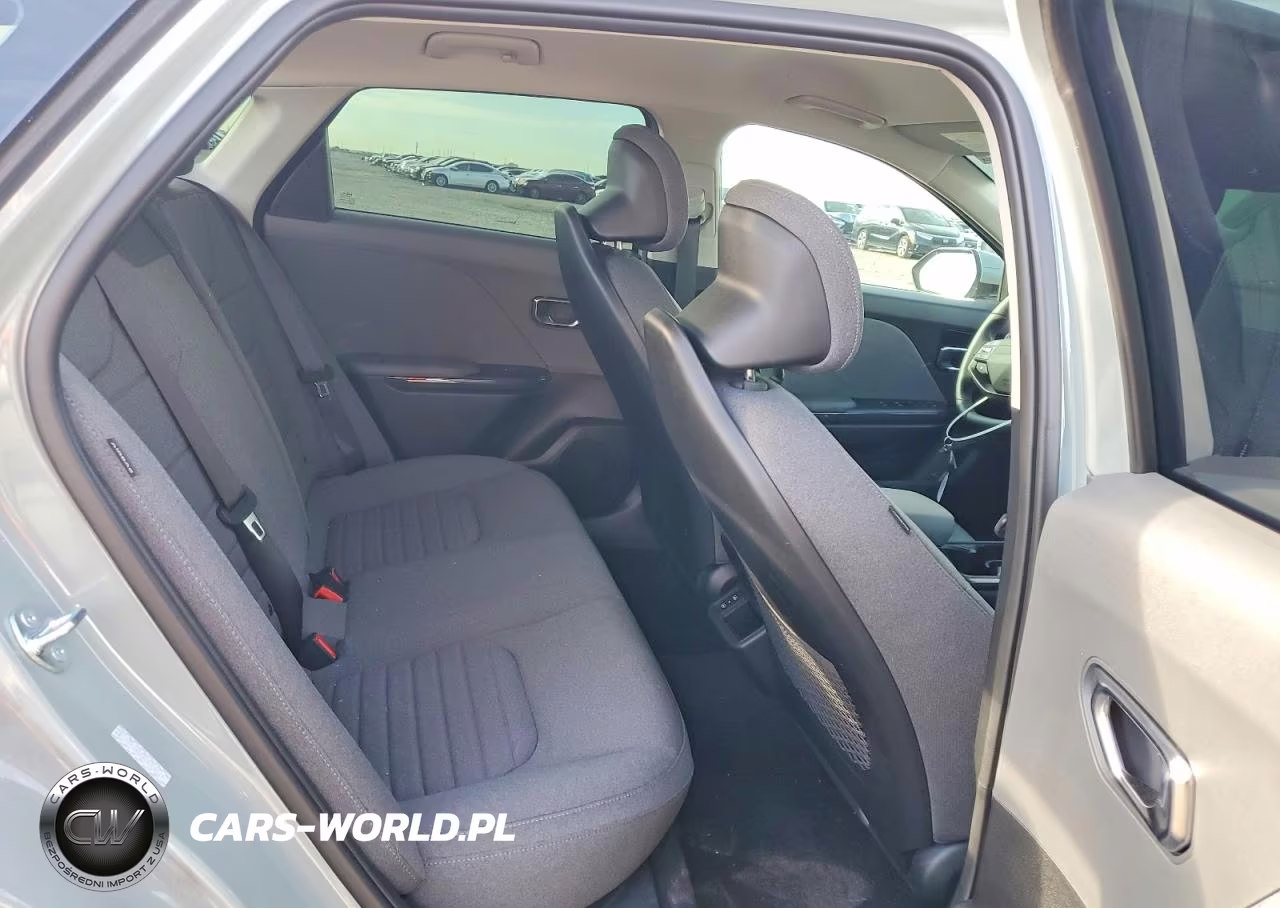 2025 Kia K4 Ex VIN:3KPFU4DE6SE205618 - 10