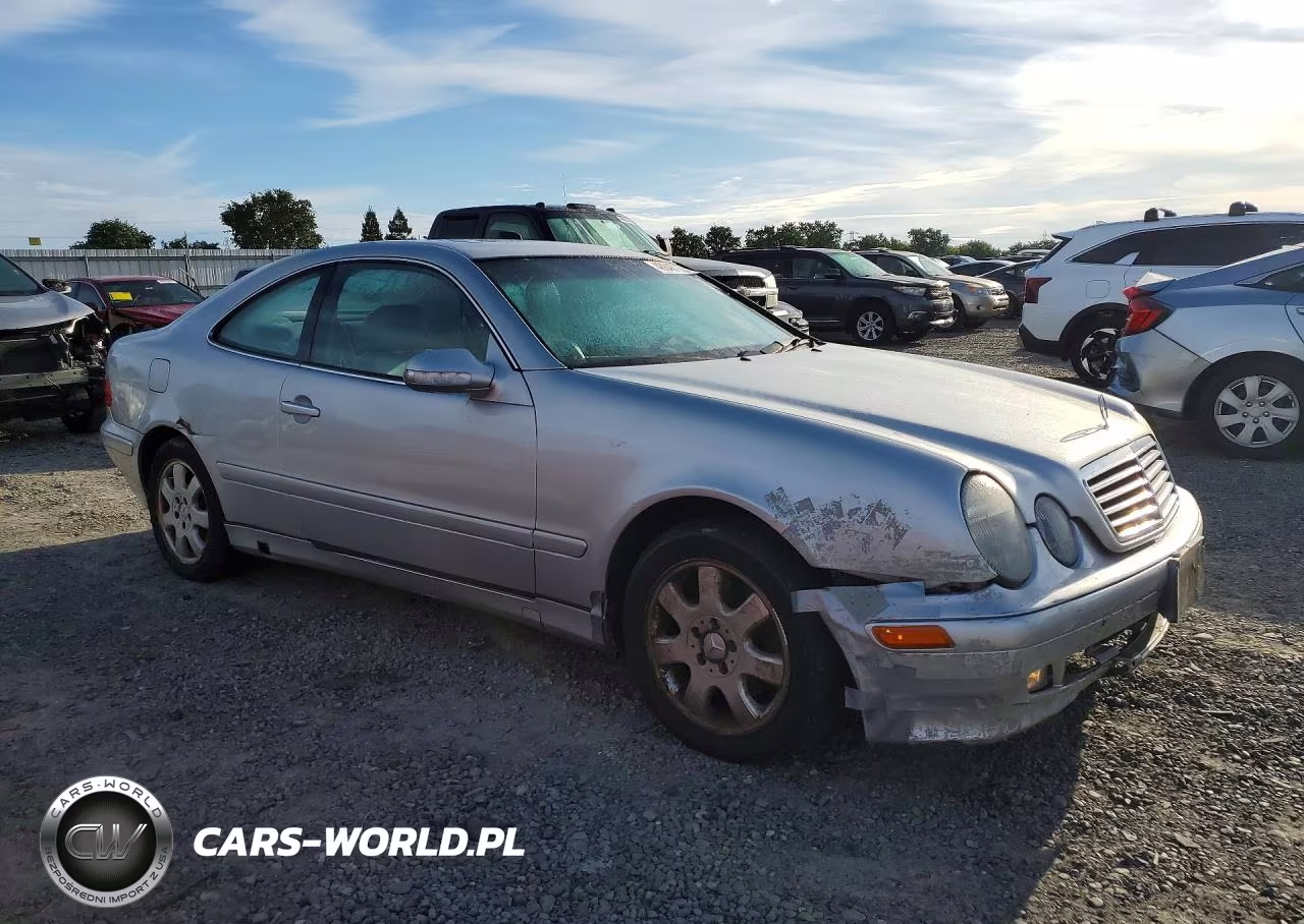 2000 Mercedes-Benz Clk 320 VIN:WDBLJ65GXYF157240 - 4