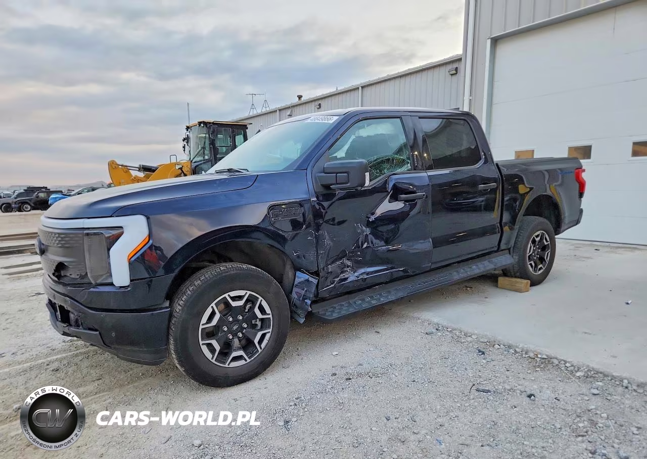 2023 Ford F150 Lightning Pro