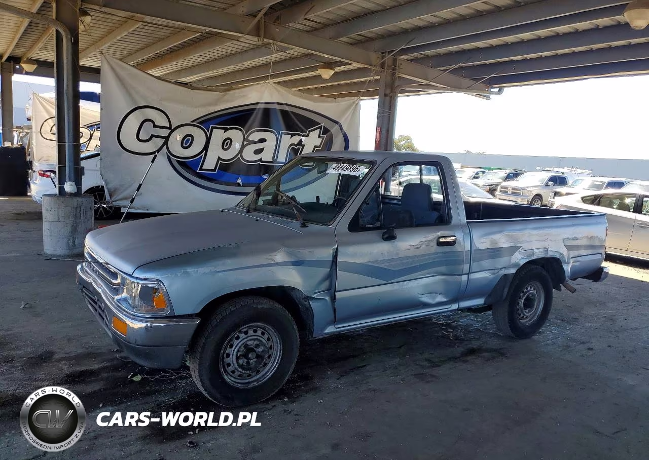 1990 Toyota Pickup Deluxe
