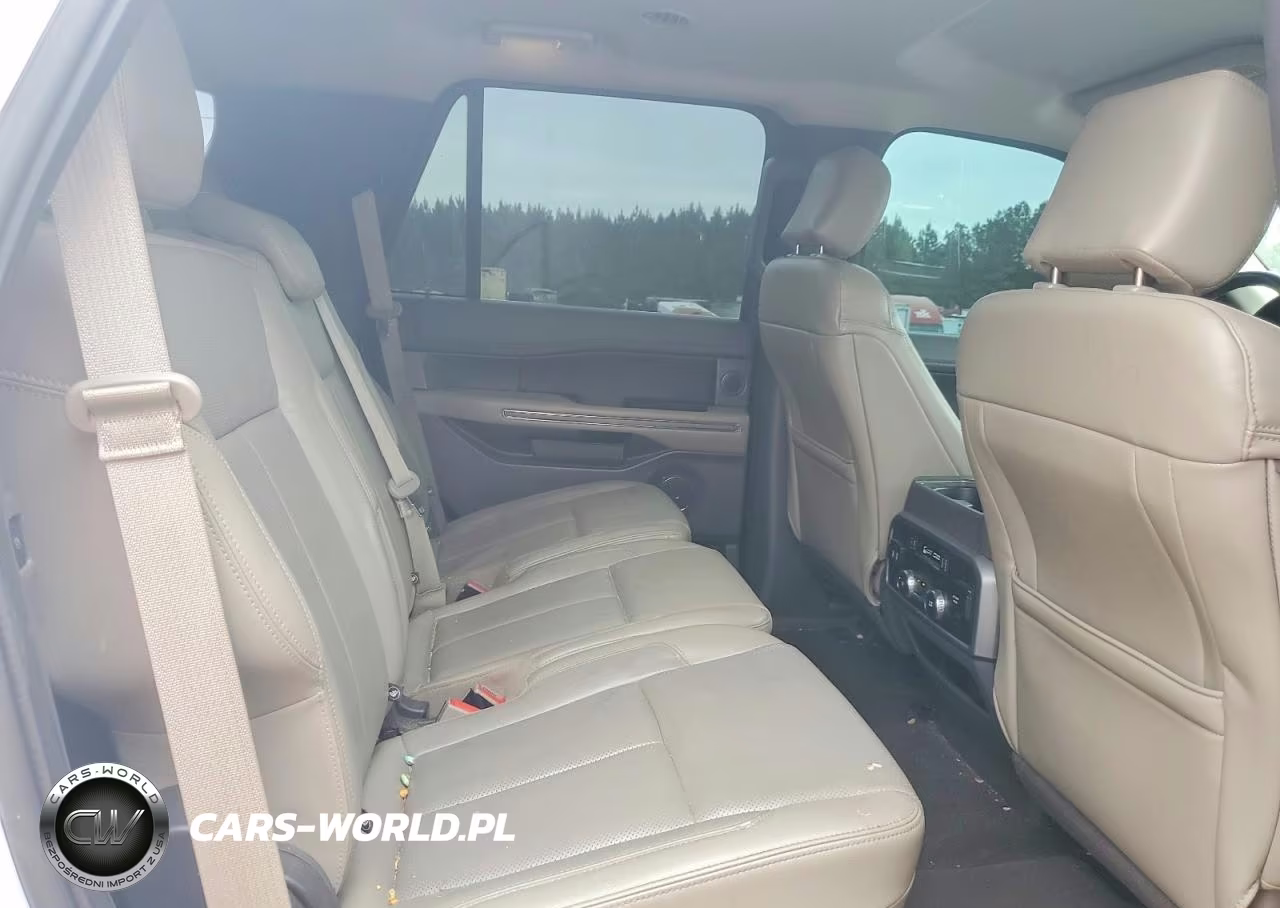 2018 Ford Expedition Xlt VIN:1FMJU1JT3JEA68879 - 10