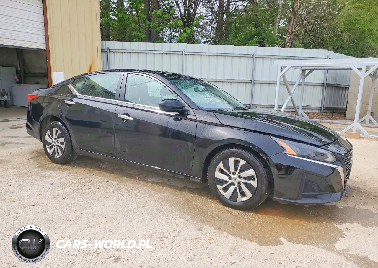 2023 Nissan Altima 2.5 S VIN:1N4BL4BV3PN382883 - 4