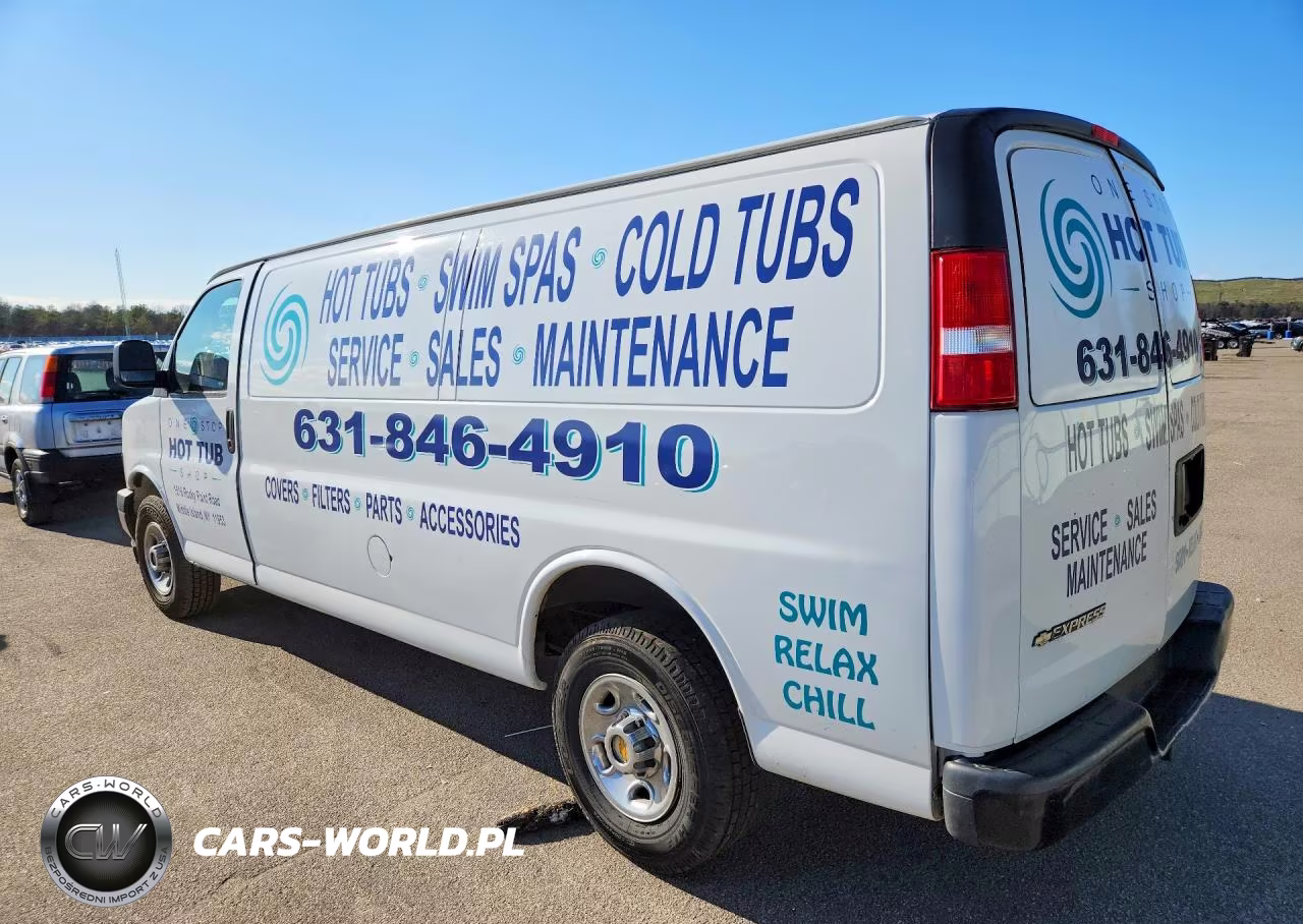 2018 Chevrolet Express 2500 Delivery Van VIN:1GCWGBFP8J1303531 - 2