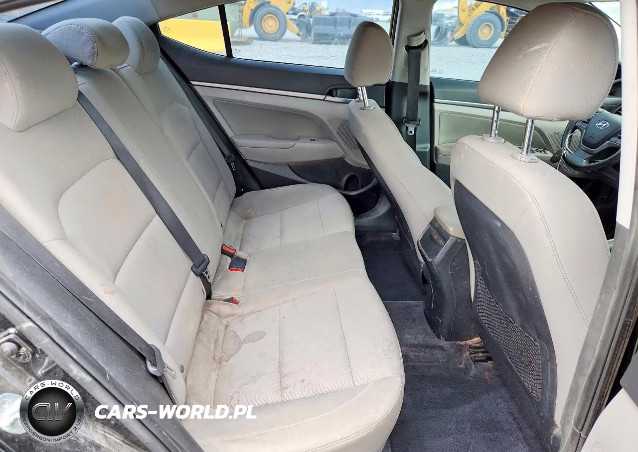 2018 Hyundai Elantra VIN:5NPD84LF5JH339830 - 10