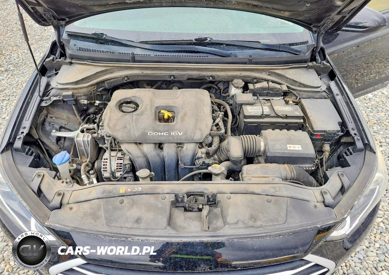 2018 Hyundai Elantra VIN:5NPD84LF5JH339830 - 11