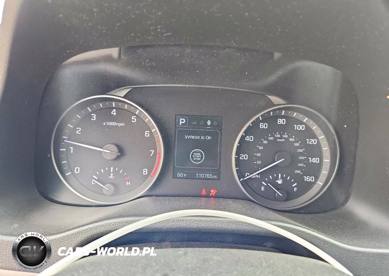 2018 Hyundai Elantra VIN:5NPD84LF5JH339830 - 9
