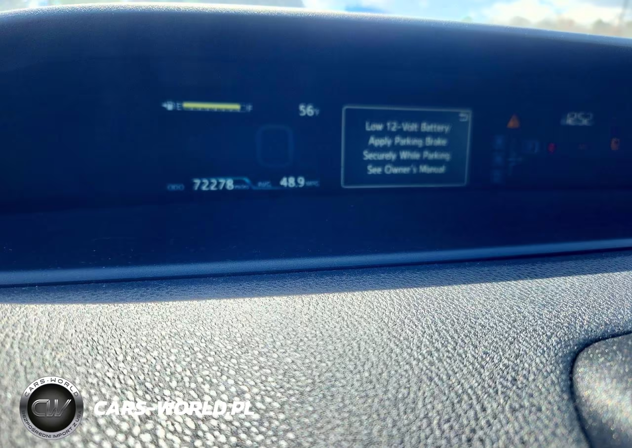 2017 Toyota Prius Two VIN:JTDKBRFU8H3576432 - 9