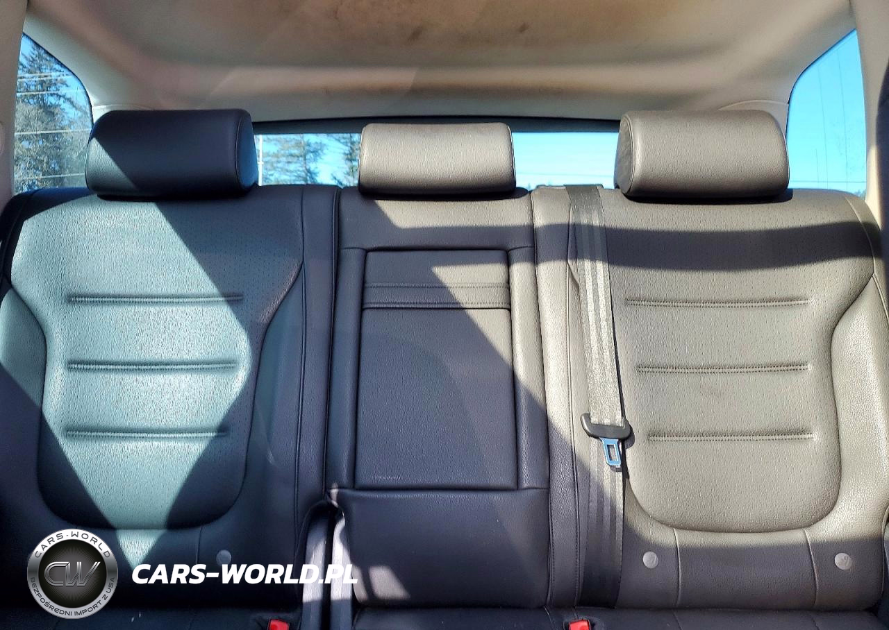 2015 Volkswagen Touareg V6 Tdi VIN:WVGEP9BP8FD005699 - 10