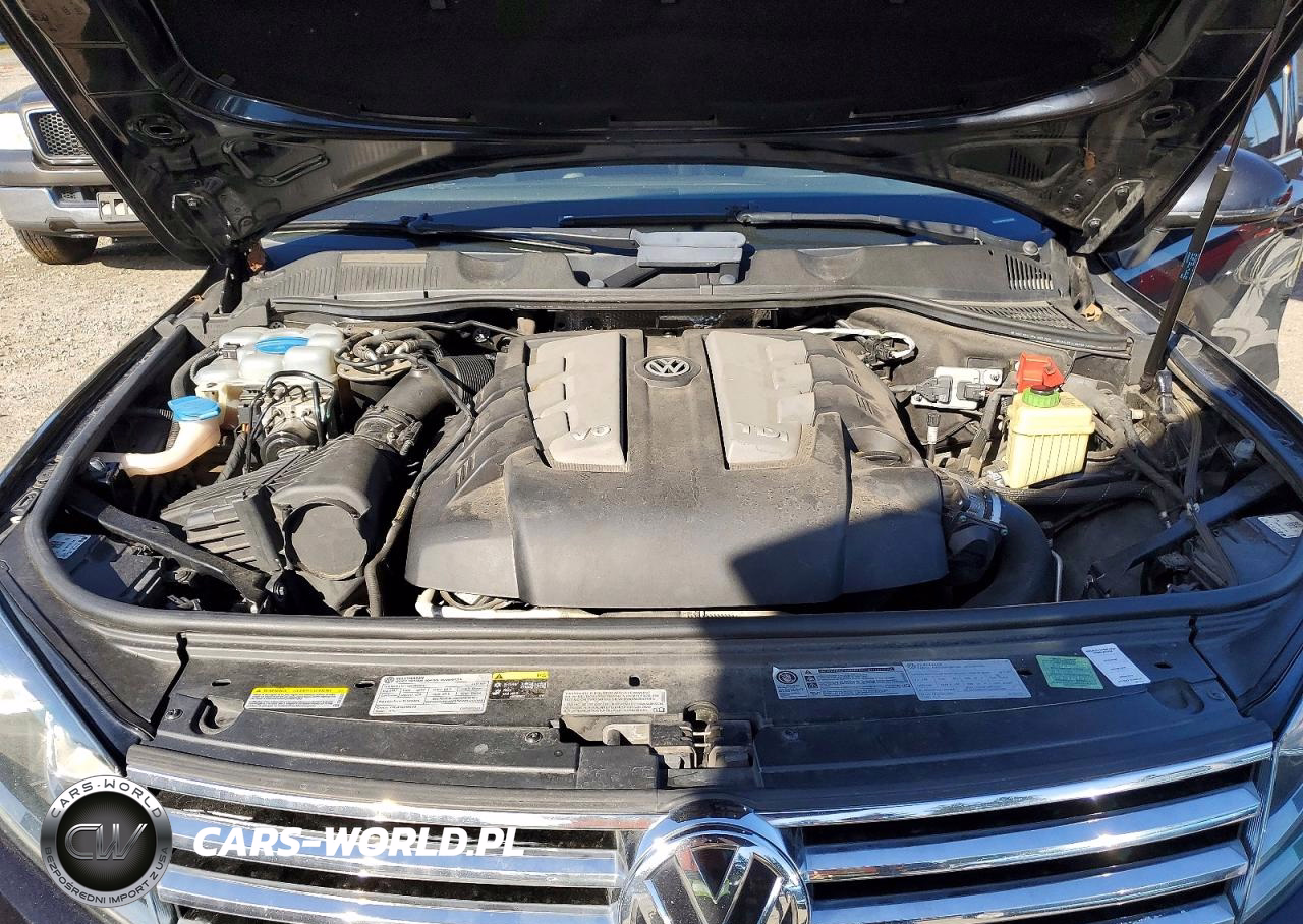 2015 Volkswagen Touareg V6 Tdi VIN:WVGEP9BP8FD005699 - 12