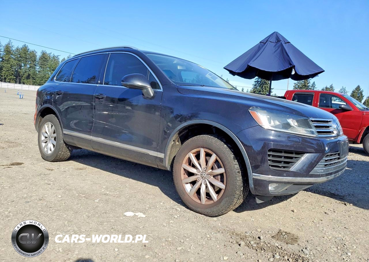 2015 Volkswagen Touareg V6 Tdi VIN:WVGEP9BP8FD005699 - 4