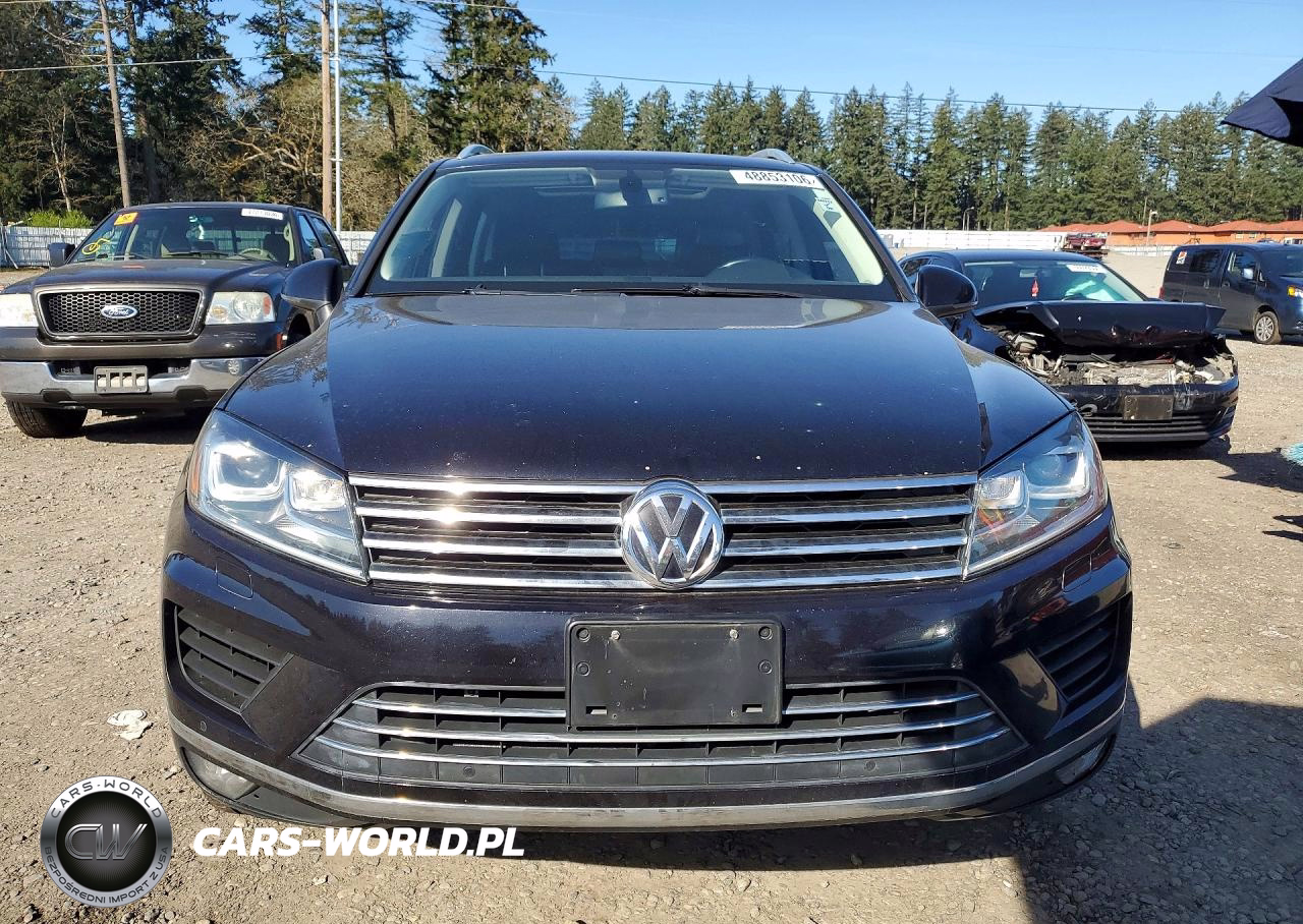 2015 Volkswagen Touareg V6 Tdi VIN:WVGEP9BP8FD005699 - 5