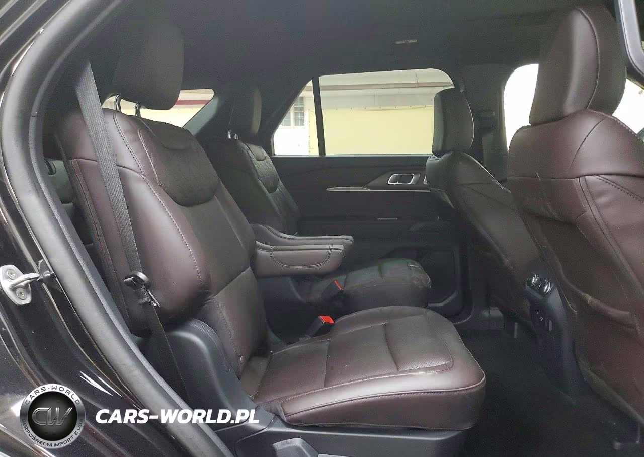 2026 Ford Explorer Platinum VIN:1FMUK8HH6TGA45844 - 11