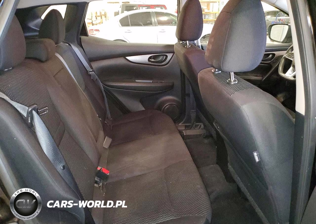 2018 Nissan Rogue Sport S VIN:JN1BJ1CR2JW259564 - 11