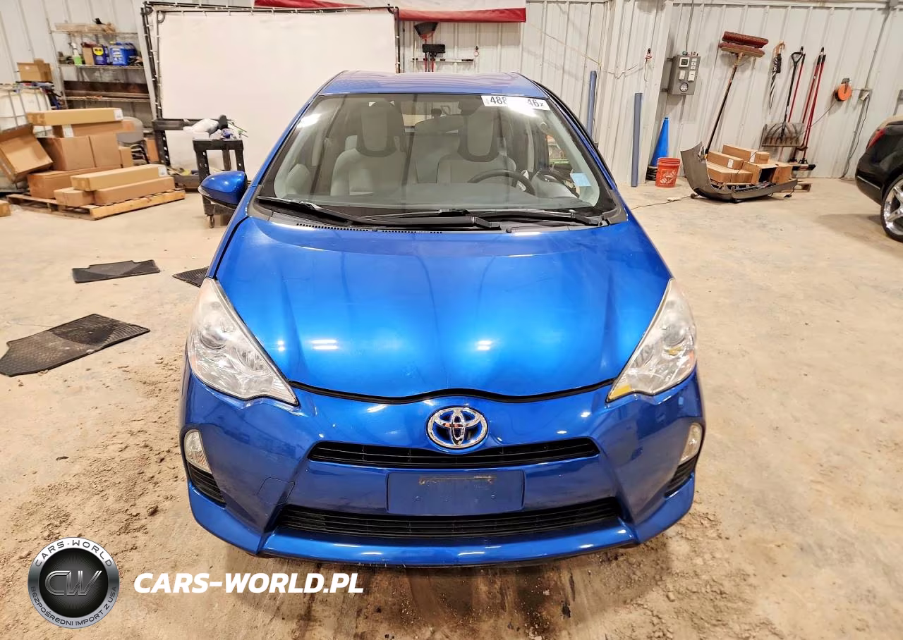 2012 Toyota Prius C One VIN:JTDKDTB31C1515352 - 5