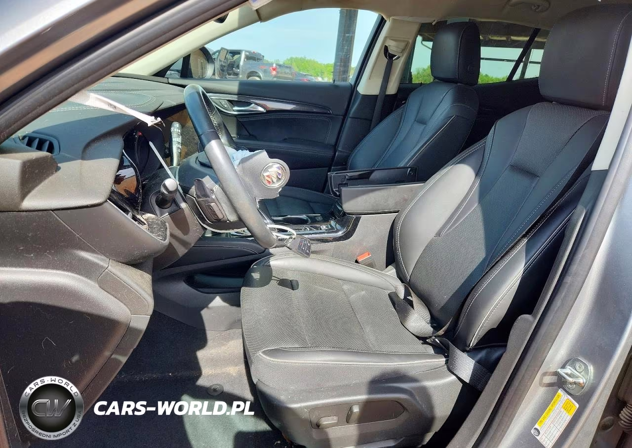 2023 Buick Envision Essence VIN:LRBFZNR47PD035641 - 7