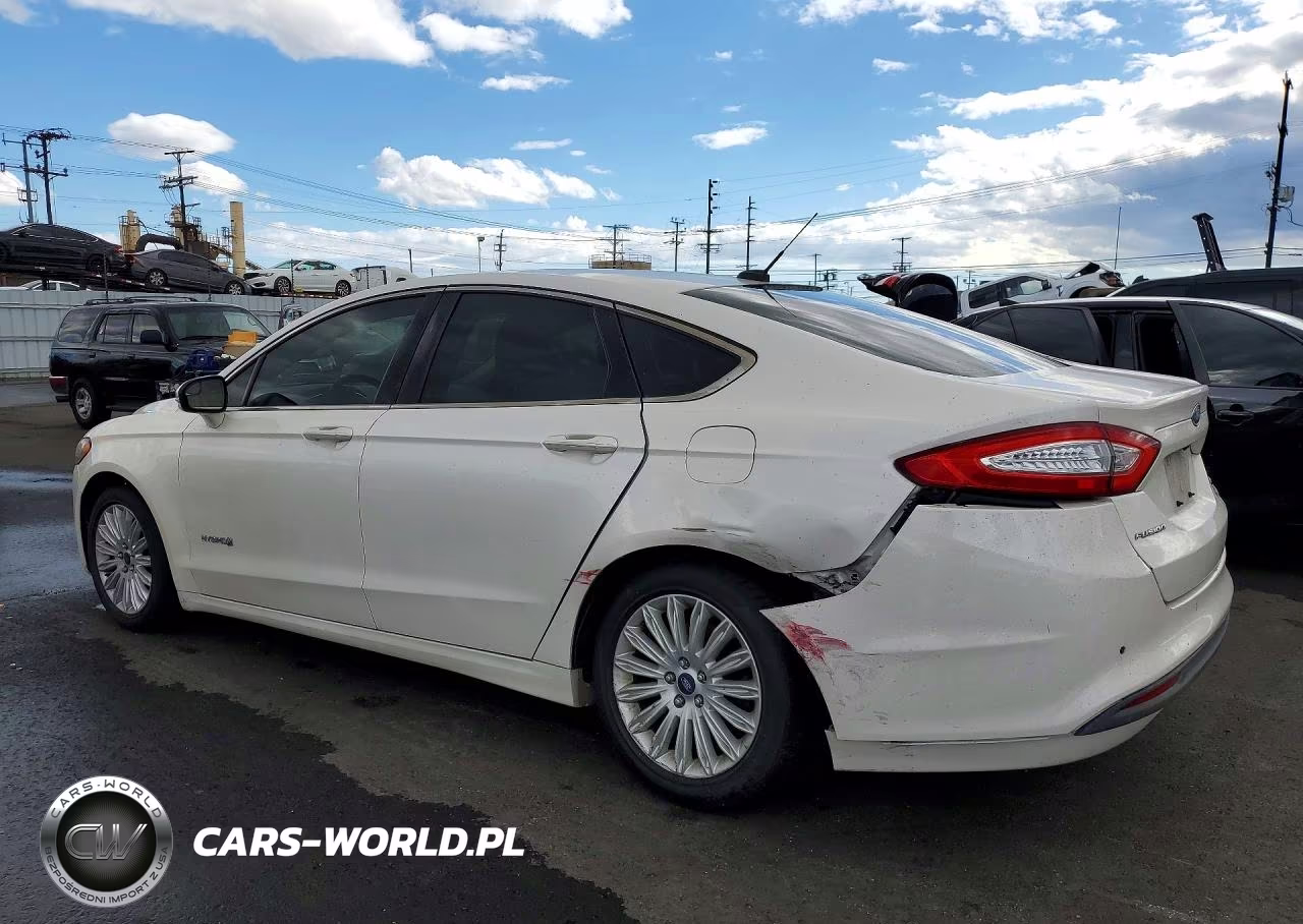 2014 Ford Fusion Se Hybrid VIN:3FA6P0LU4ER103570 - 2