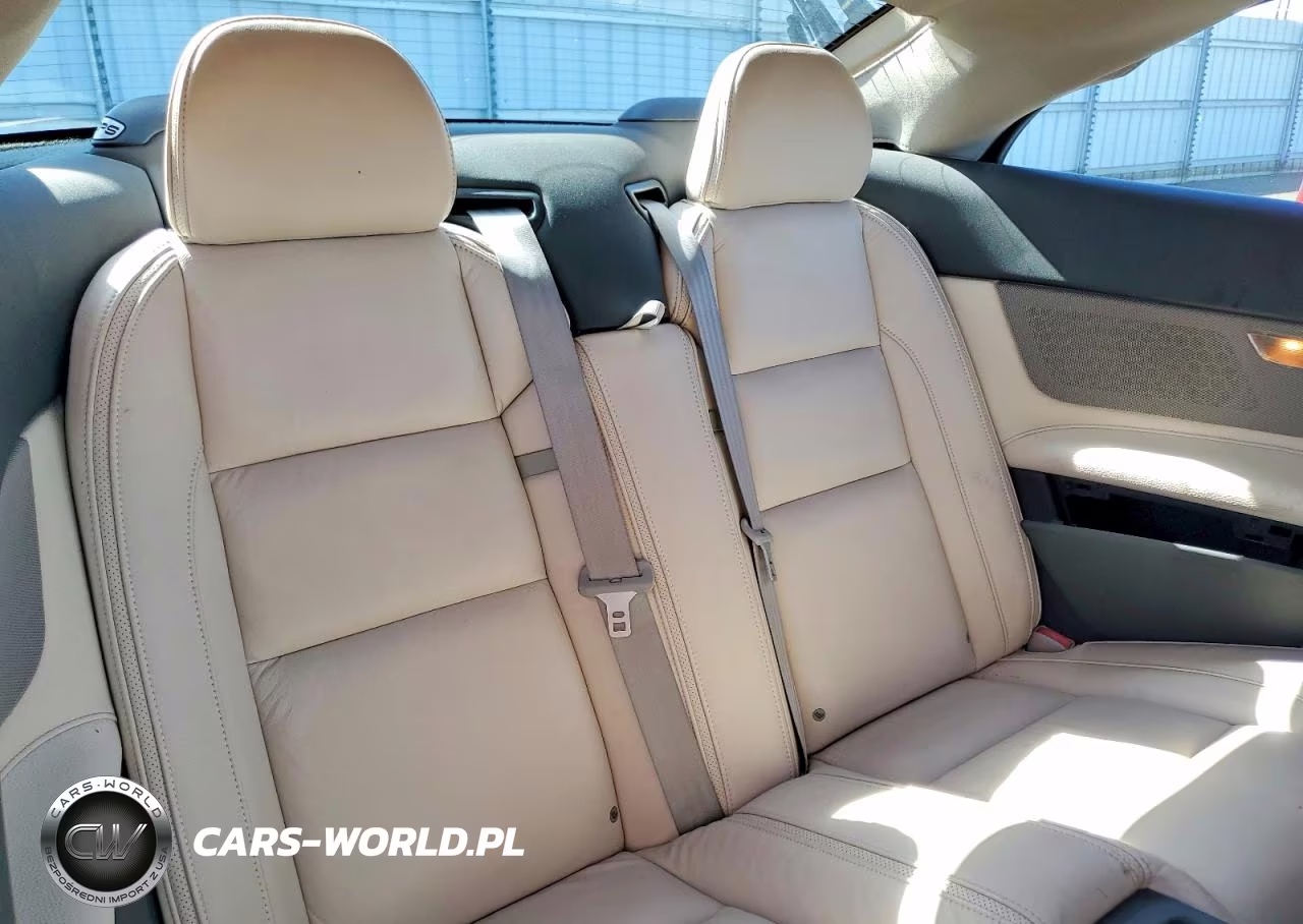 2011 Volvo C70 T5 VIN:YV1672MC8BJ119802 - 10