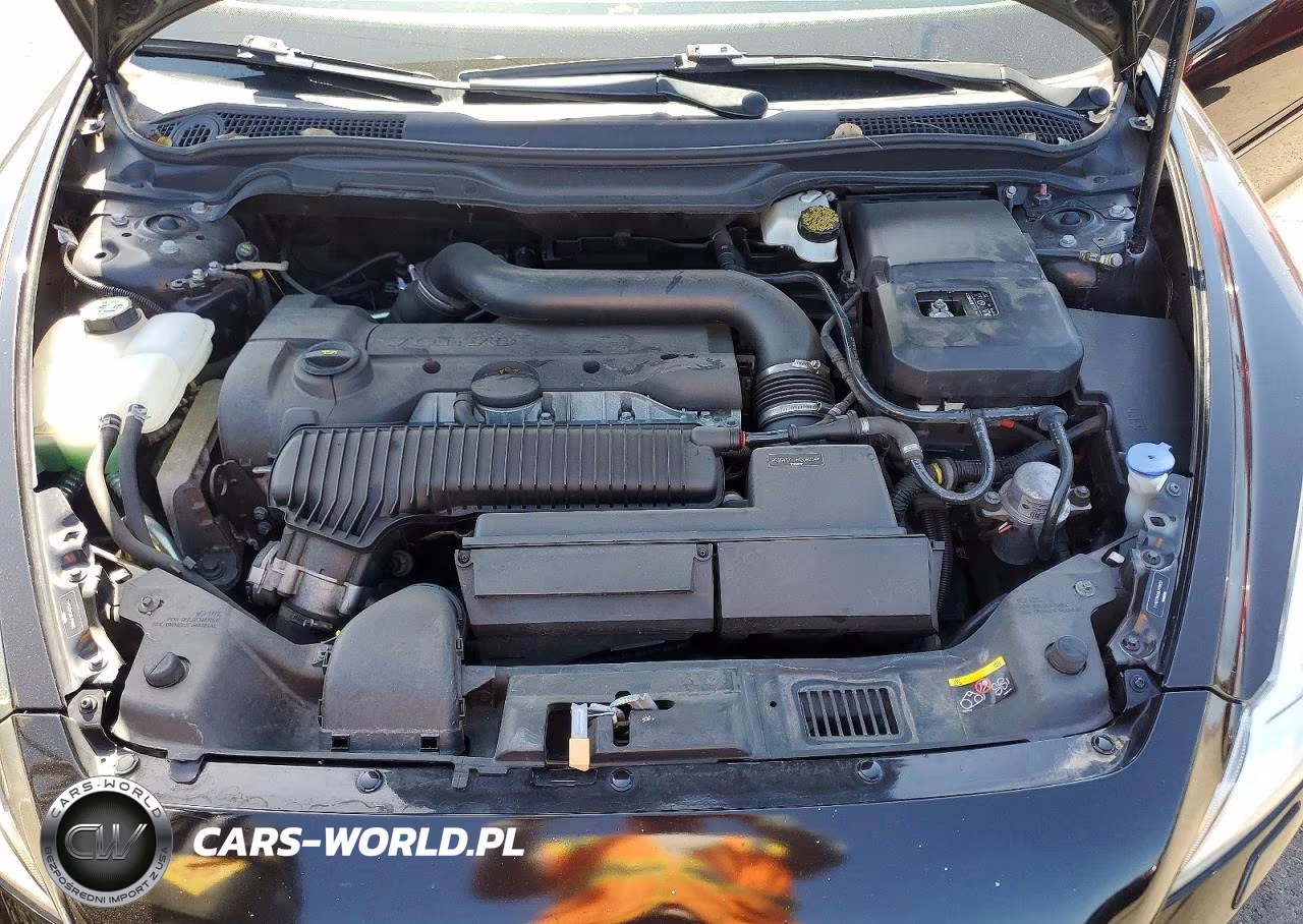 2011 Volvo C70 T5 VIN:YV1672MC8BJ119802 - 11