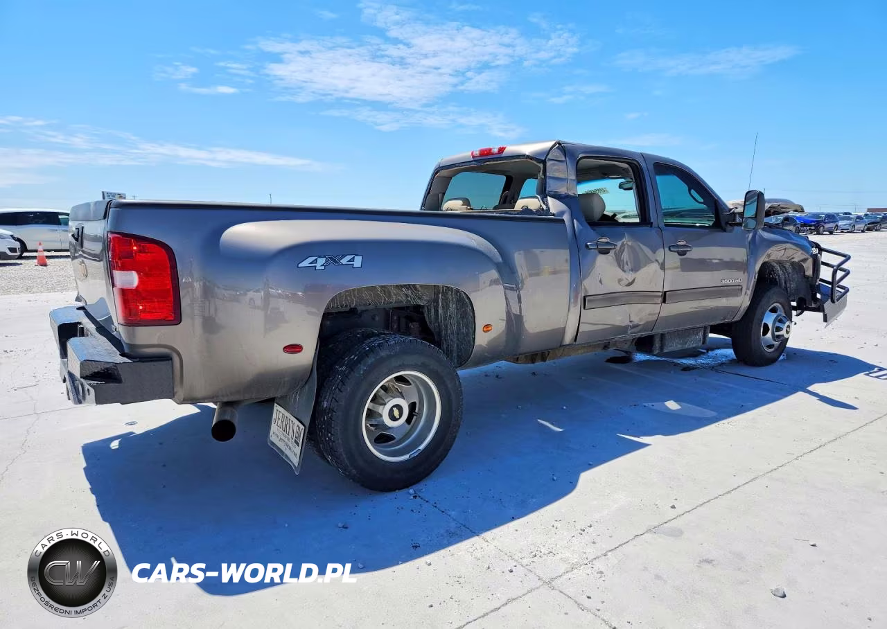 2014 Chevrolet Silverado K3500 Ltz VIN:1GC4K1C83EF104151 - 3
