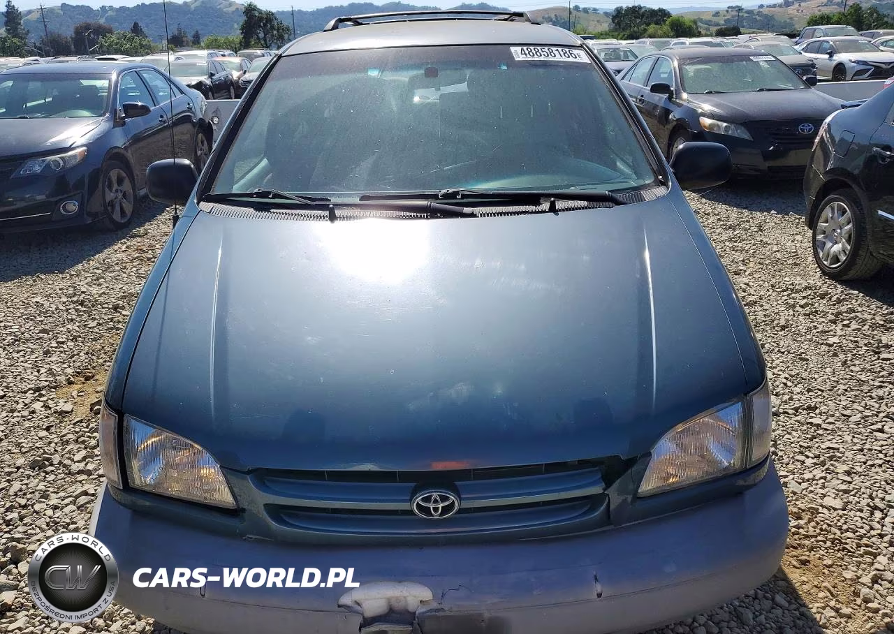 2000 Toyota Sienna Le VIN:4T3ZF13C1YU316399 - 5