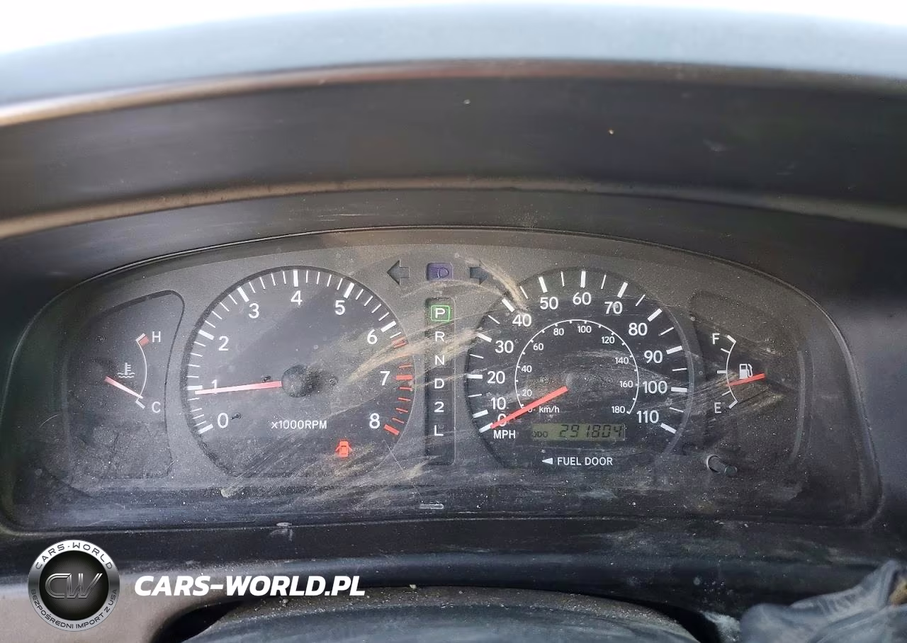2000 Toyota Sienna Le VIN:4T3ZF13C1YU316399 - 9