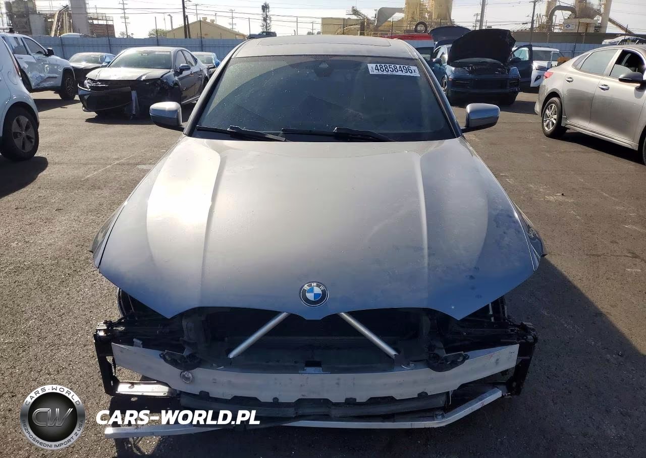2025 BMW 330I VIN:3MW69CW07S8F22848 - 5