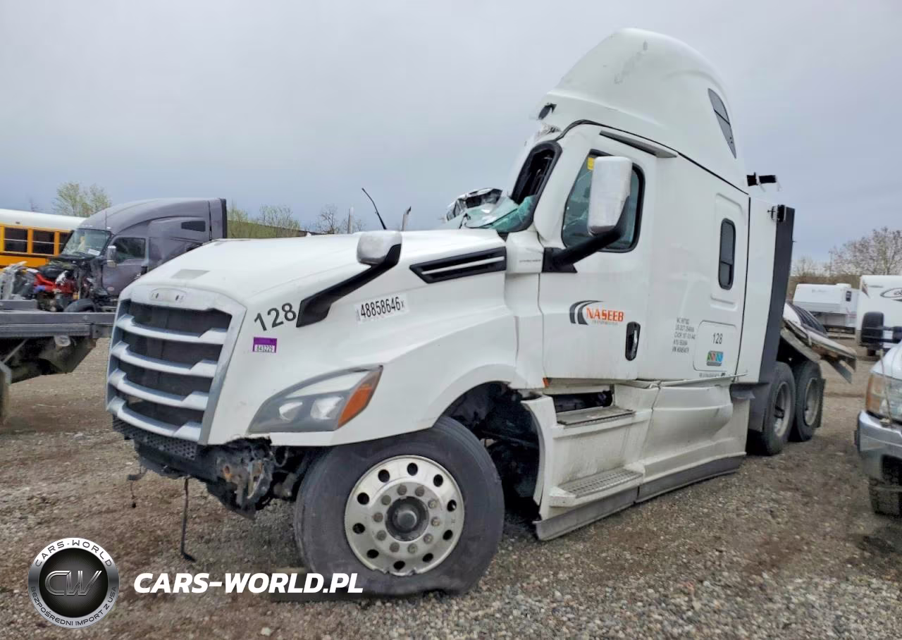 2022 Freightliner Cascadia 126 Refrigerated Box Truck VIN:3AKJHHDR2NSNE4079 - 2